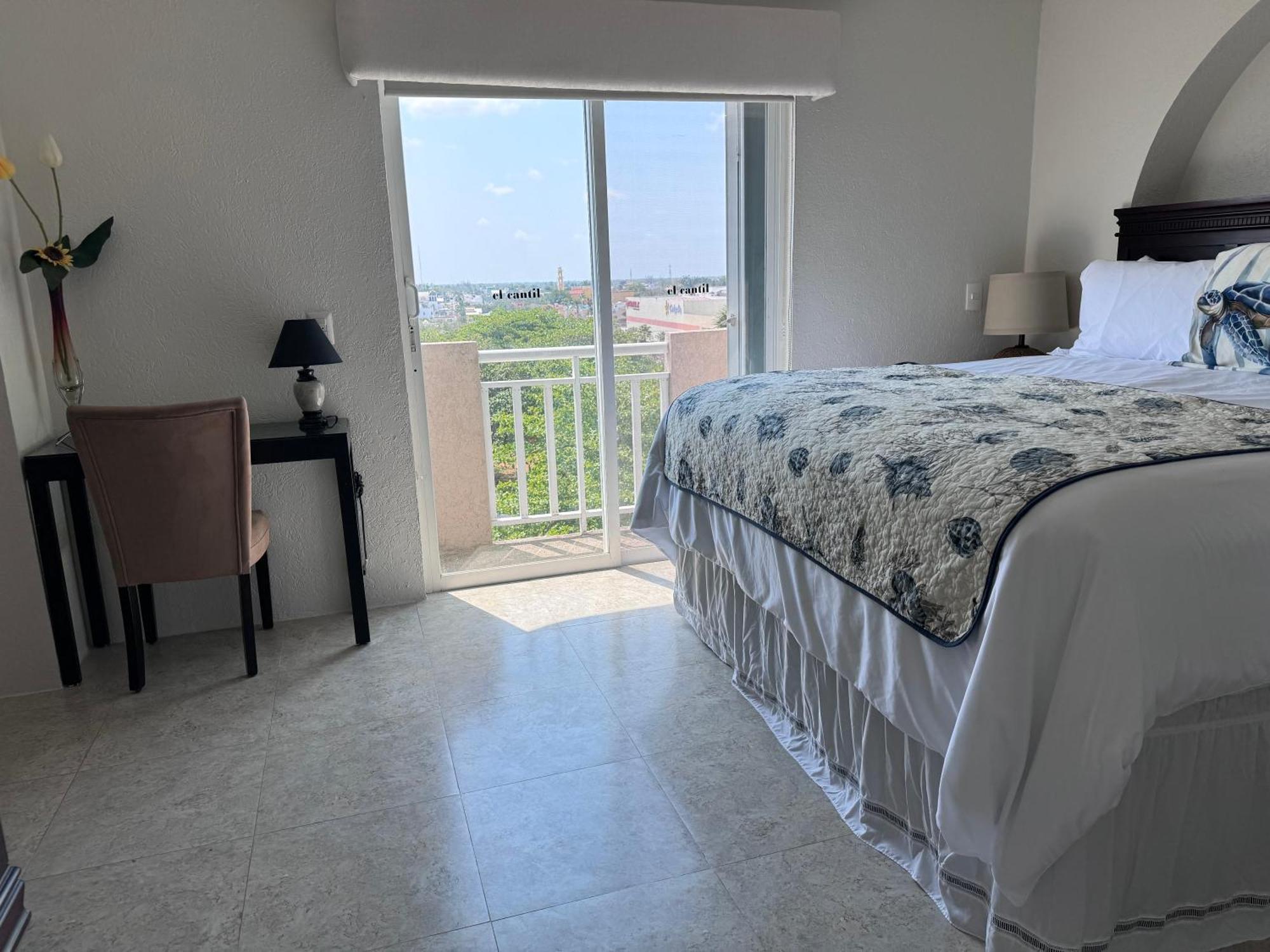 The Queen Of Cozumel - Urban Empire En-Suite City View - For Couples In Mind Екстериор снимка